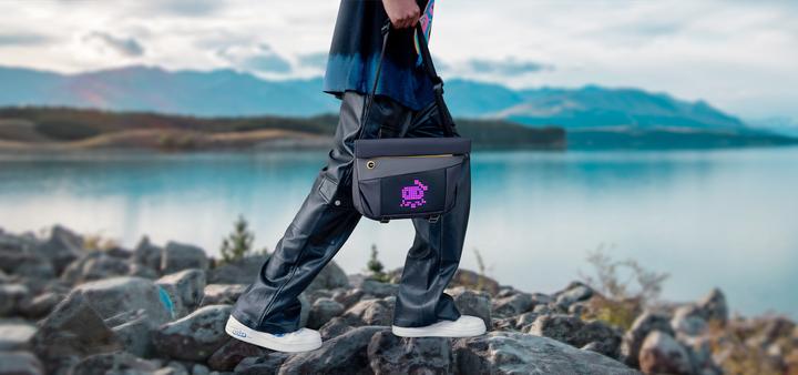 Actual product image Divoom Slingbag-Vblack (Photo backpack)