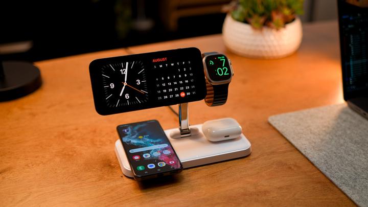 Produktbild Targus HyperJuice QI2 4in1 Charging Stand (15 W)