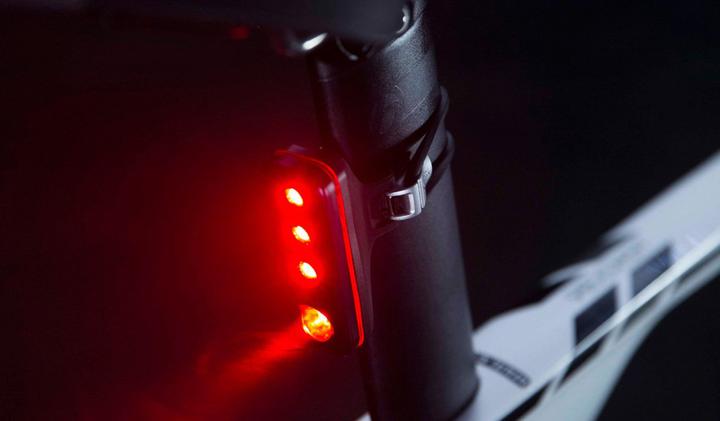 Actual product image knog. Blinder Road 250 + Road R70 Twinpack lighting set