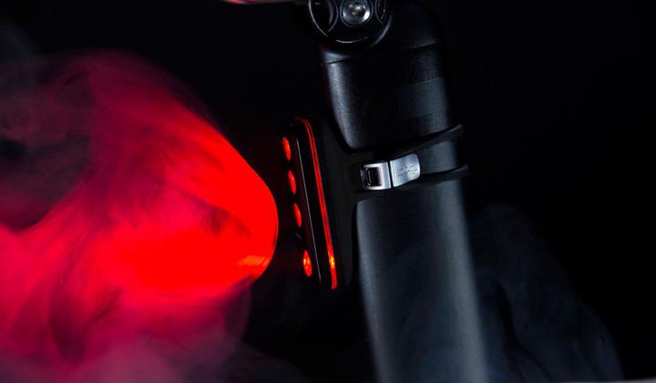 Actual product image knog. Blinder Road 250 + Road R70 Twinpack lighting set