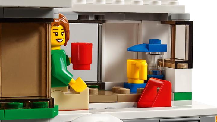 Immagine prodotto LEGO City Furgone e caravan (60117, LEGO City)