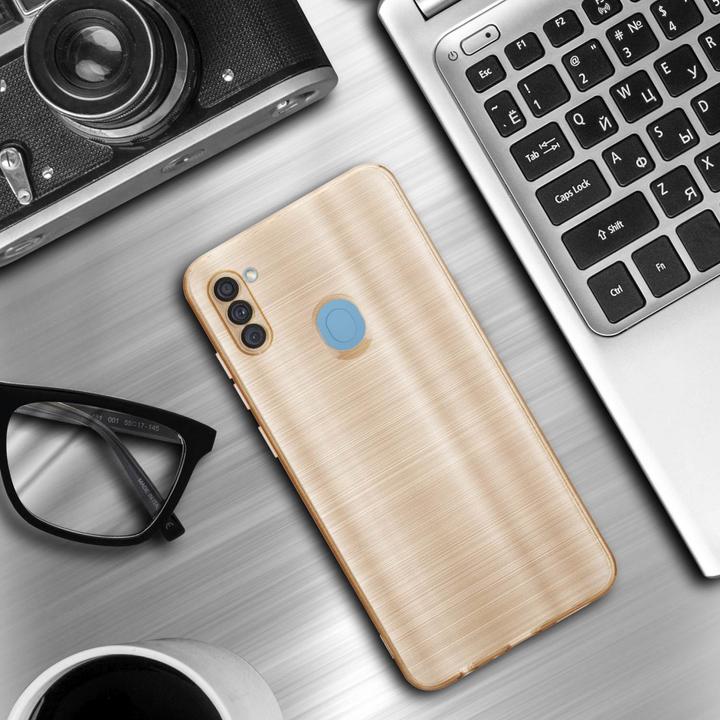 Immagine prodotto Cadorabo Custodia per Samsung Galaxy A11 / M11 in TPU spazzolato con protezione per fotocamera stile LM160 (Samsung Galaxy A11, Samsung Galaxy M11)