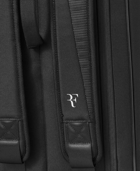 Actual product image Wilson RF Tournament 9 racket bag (15R)