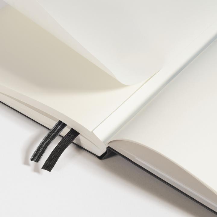 Produktbild Leuchtturm1917 Master Classic (A4, Gepunktet, Harter Einband)