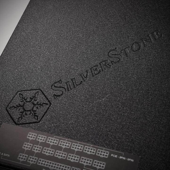Produktbild Silverstone SST-ST1100-TI v1.1 Strider 80 PLUS Titanium, modular - 1100 Watt (1100 W)