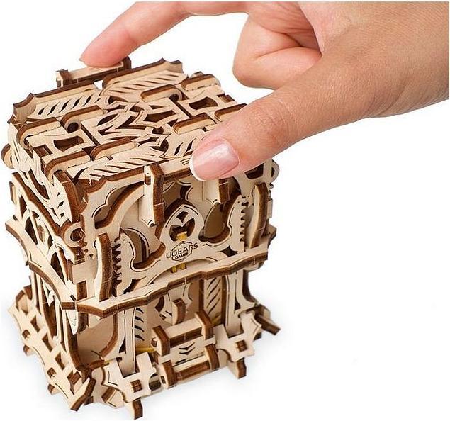 Actual product image Ugears Deck Box mechanical wooden device for tabletop games