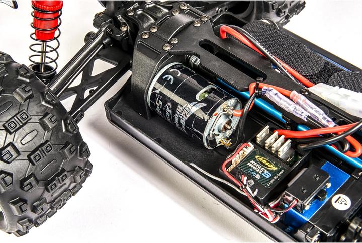 Actual product image Carson X10 Monster Warrior XL 2.0 Electric Brushed Monster Truck 4WD 1:10 100%-RTR (RTR Ready-to-Run)
