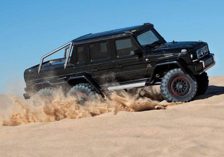 Image du produit Traxxas CRAWLER TRX-6 1:10 6WD EP RTR MERCEDES G63 AMG 6x6 - BLACK SANS chargeur et SANS accu (RTR Prêt à fonctionner)