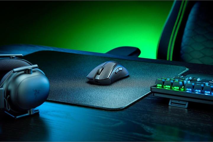 Actual product image Razer DeathAdder V3 Pro (Wireless, Cable)