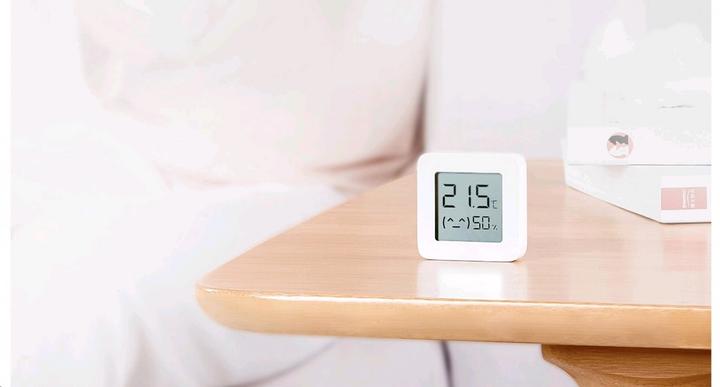 Actual product image Xiaomi Mi Temperature and Humidity Monitor 2