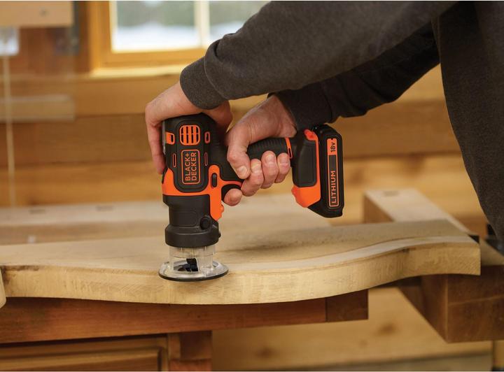 Actual product image Black & Decker MultiEvo MT218K (Rechargeable battery operated)