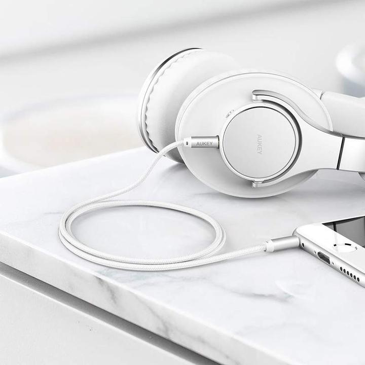 Actual product image Aukey Jack cable (1.20 m, Entry level, 3.5mm jack (AUX))