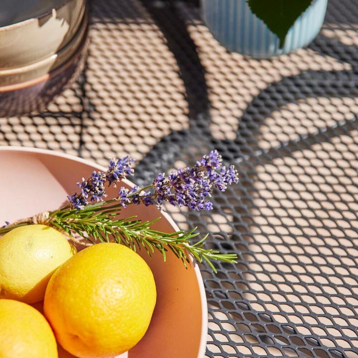 Actual product image Siena Garden Siena Elda Table 140x90 cm, matt anthracite Expanded metal matt anthracite (140 cm)