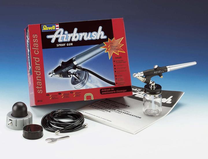 Actual product image Revell Standard Class