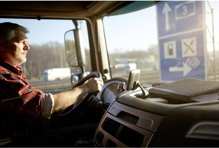 Produktbild TomTom GO Professional 520 EU (5")