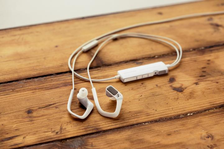 Produktbild Sennheiser Ambeo Smart (ANC, Kabelgebunden)