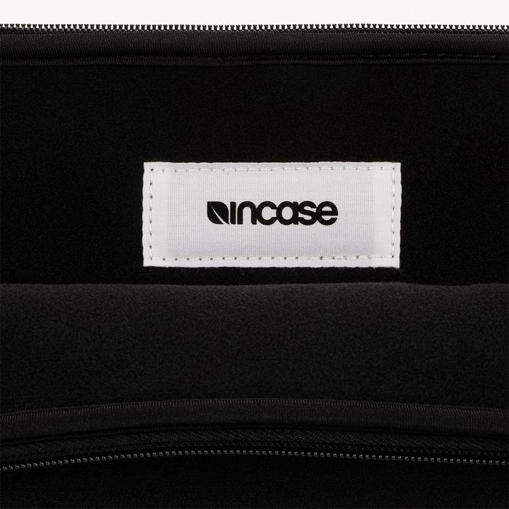 Image du produit Incase Classic Universal (16", Universel)