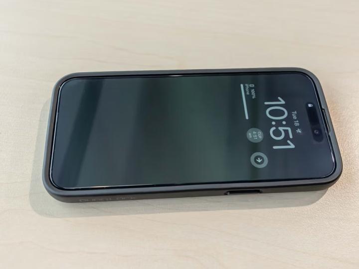 Produktbild Quad Lock Glass Screen Protector - Google Pixel 9 / 9 Pro (1 Stück, Realme 9 Pro+, Google Pixel 9)