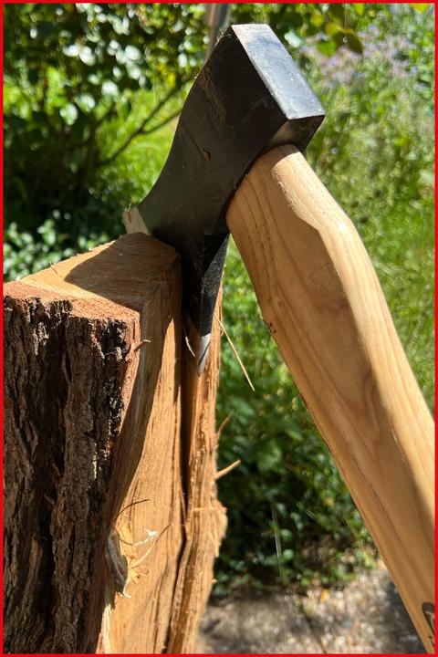 Actual product image KS Tools Wood axe