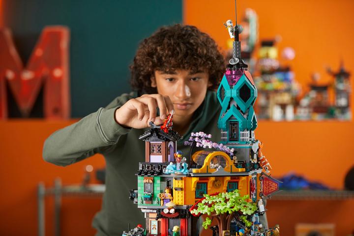Actual product image LEGO Die Gärten von NINJAGO City (71741, LEGO Ninjago, LEGO Rare Sets)