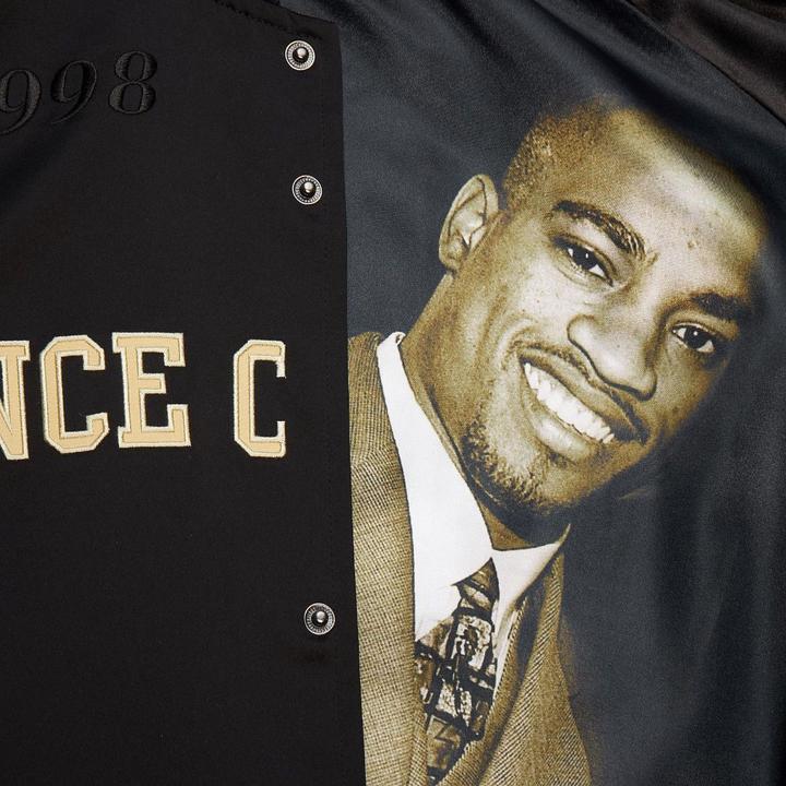 Produktbild Mitchell & Ness M&N Varsity Satin Jacke - HALL OF FAME Vince Carter - L (L)