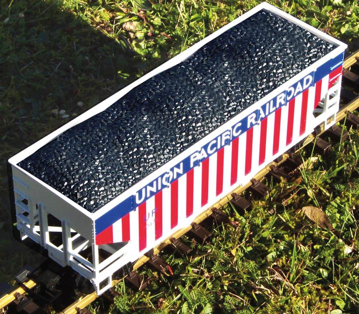 Actual product image Piko Cargo G for US Hopper Car