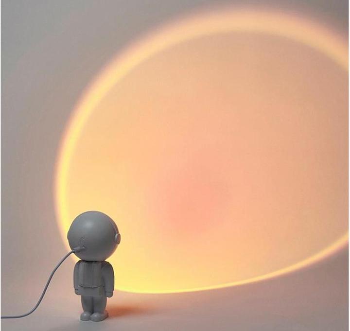 Actual product image TOP Astronaut Lamp