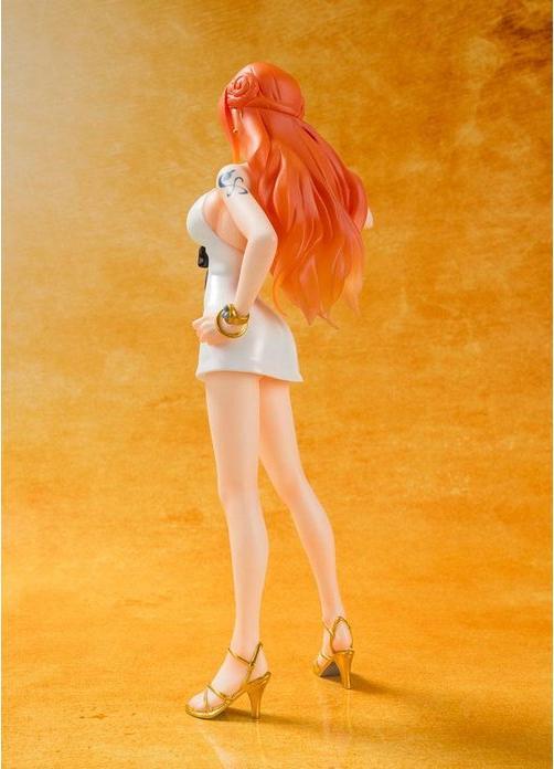 Actual product image Bandai One Piece Movie - Gold: Nami