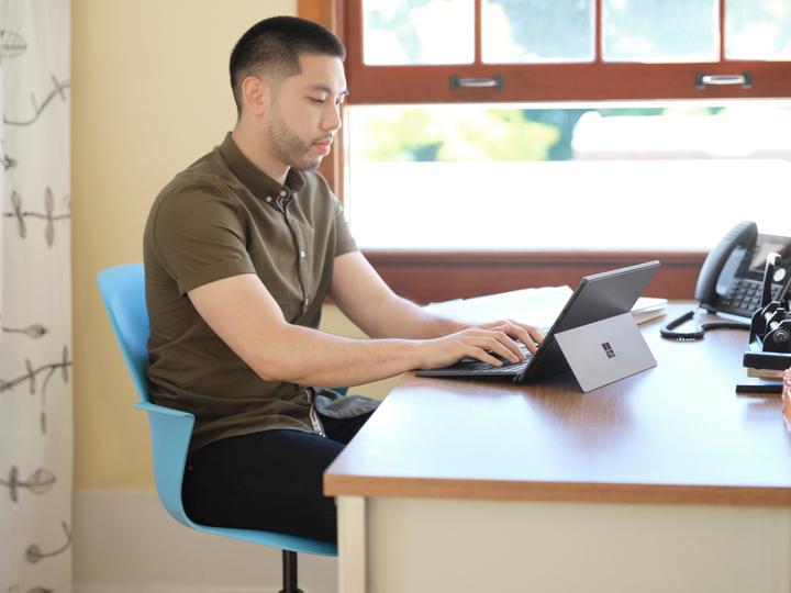 Image du produit Microsoft Surface Pro 8 (13", Noyau i7-1185G7, 256 Go, 256 Go, Sans disposition de clavier)