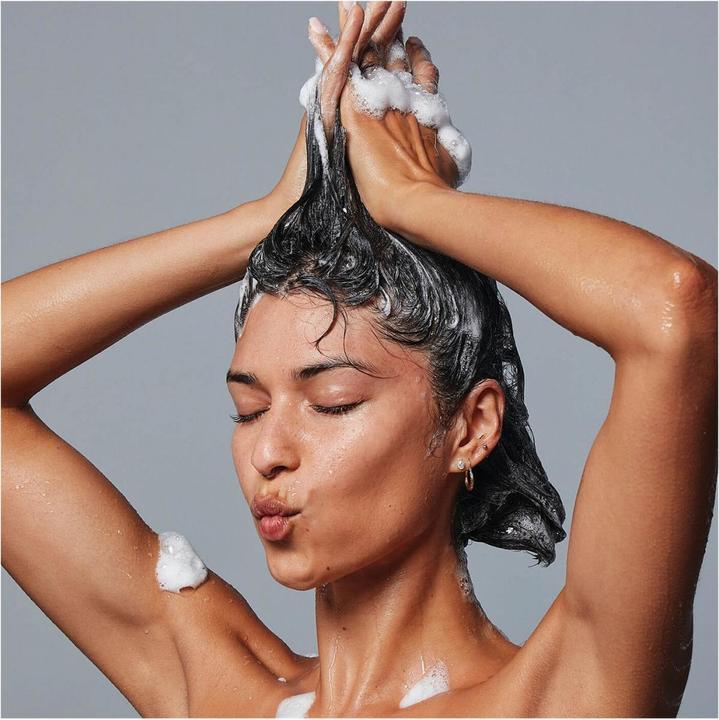 Image du produit Ouai Anti-Dandruff Shampoo (300 ml, Shampoing liquide)
