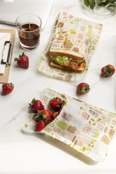 Actual product image Nuts Beeswax cloth sandwich (2 x)