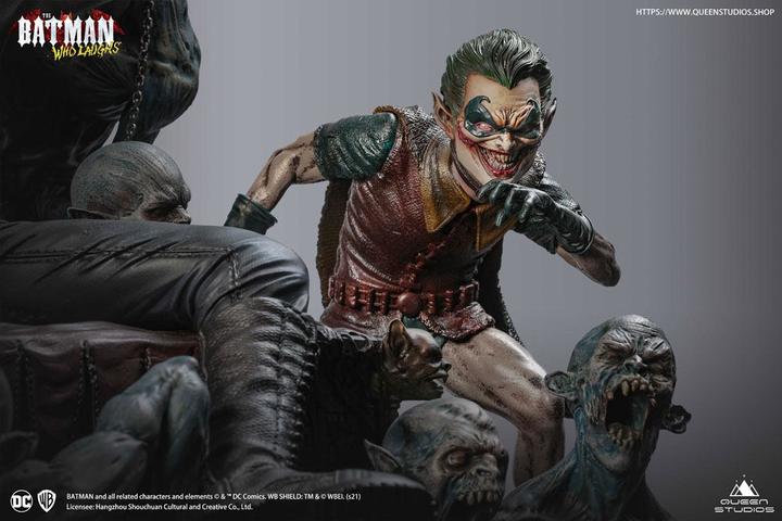 Actual product image Queen Studios DC Comics "Batman Who Laughs" 1/4 Statue