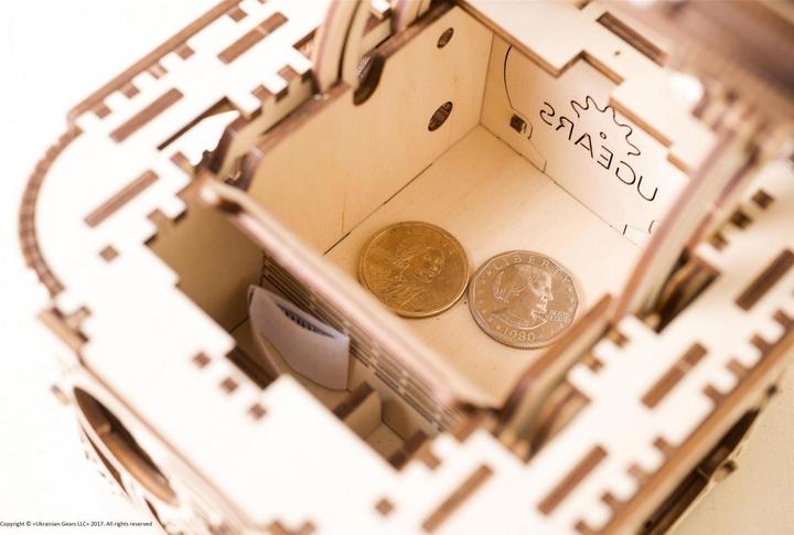 Actual product image Ugears Mechanical case