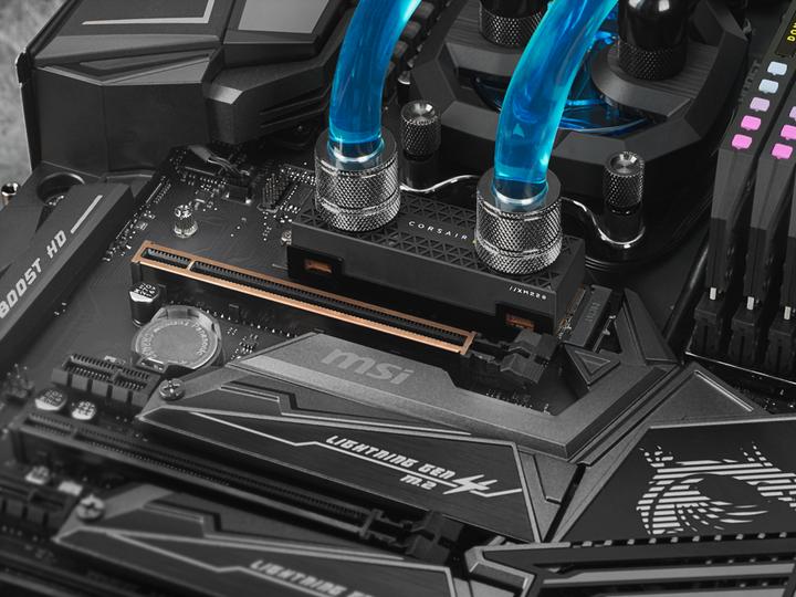 Image du produit Corsair MP600 Pro XT Hydro X Edition (4000 Go, M.2 2280)