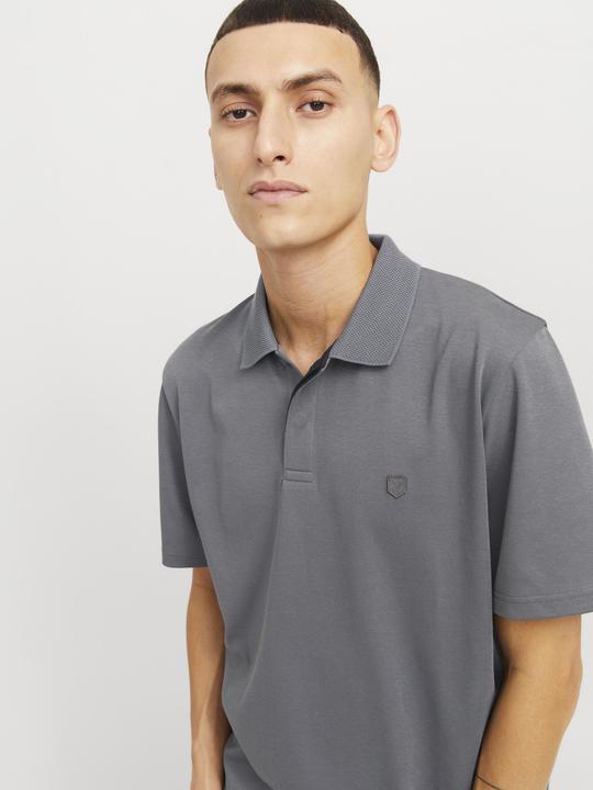 Image du produit Jack & Jones Einfarbig Hemdkragen Poloshirt Poloshirt (XL)