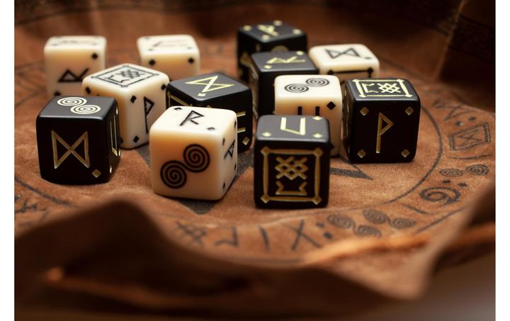 Immagine prodotto Perthro Gioco dei dadi
