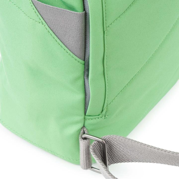 Produktbild Roka London Finchley A Peppermint Small Recycled Canvas (10 l)