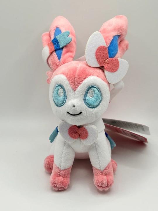 Produktbild Pokémon Sylveon Sitting Cuties Plush - 18.5 cm (18.50 cm)