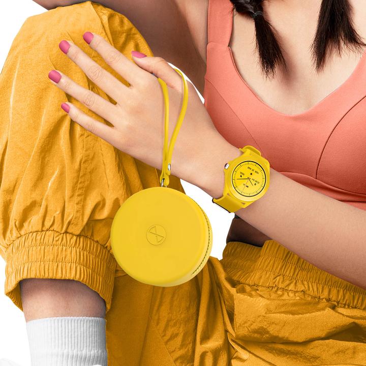 Actual product image Forever Smartwatch Colorum CW-300 xYellow