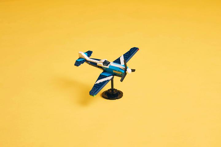 Image du produit LEGO Flieger: Rennflugzug (31160, LEGO Creator Expert)