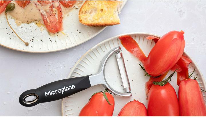 Actual product image Microplane Professional Y peeler