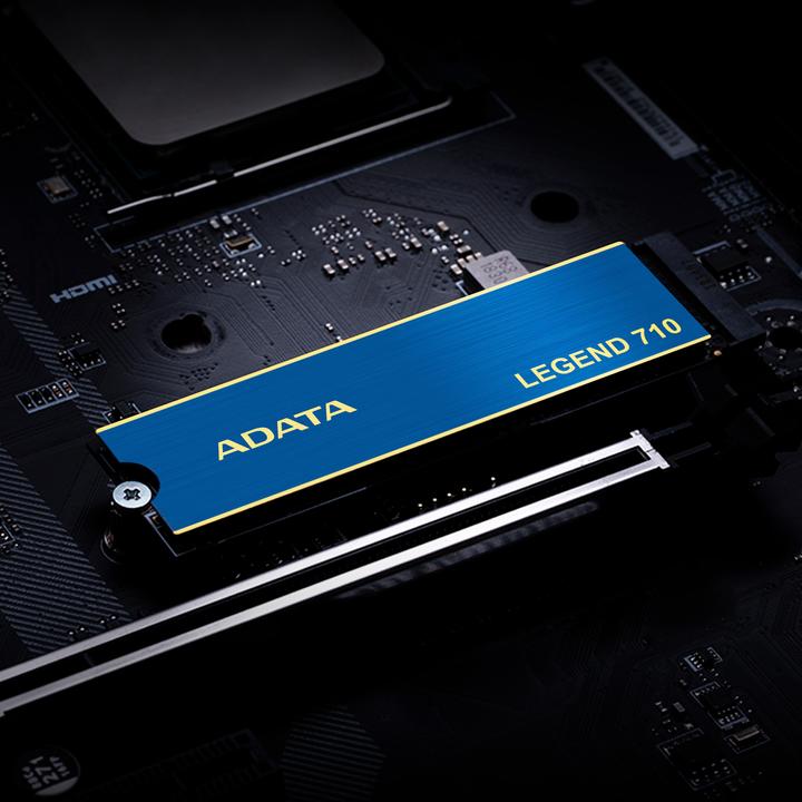 Actual product image Adata Legend 710 (512 GB, M.2 2280)