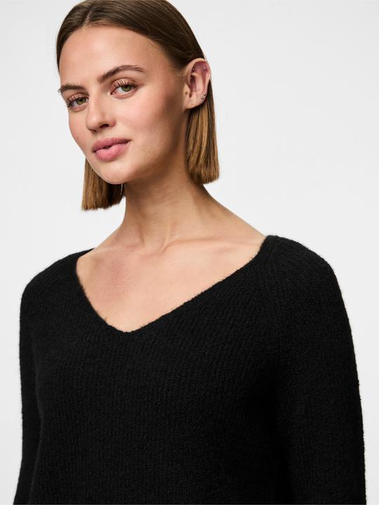 Actual product image Pieces V-neck knit sweater (L)