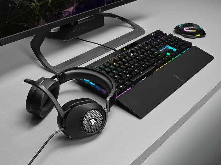 Produktbild Corsair HS65 Surround (Kabelgebunden)