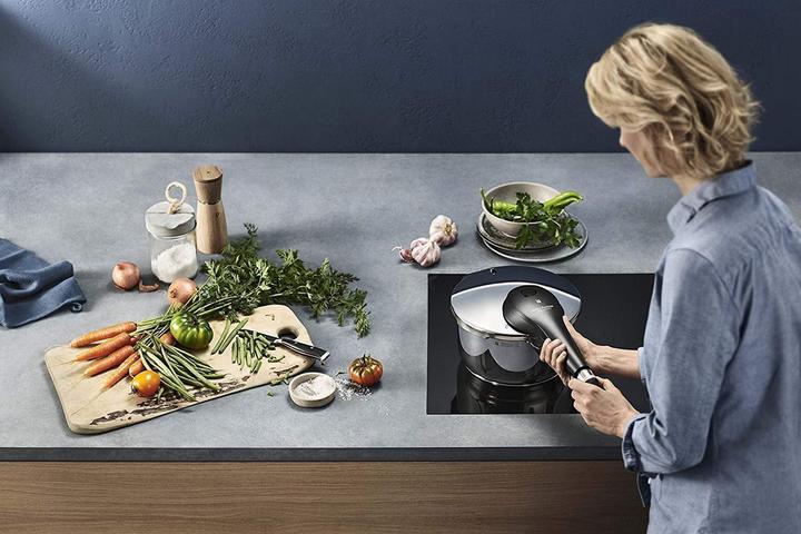 Produktbild WMF Schnellkochtopf 3tlg 4,5+3,0l Dampfkochtopf Perfect Premium Induktion (22 cm, Dampfkochtopf, Edelstahl)