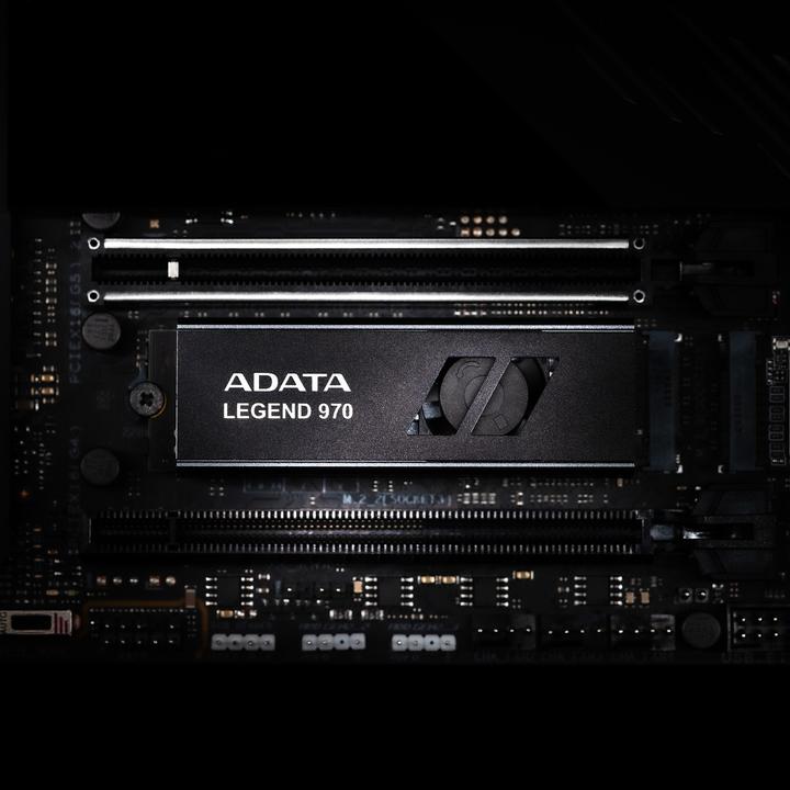 Produktbild Adata SSD Legend 970 M.2 1TB PCIe Gen5x4 2280 (1000 GB, M.2 2280)