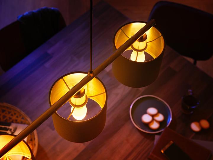 Image du produit Philips Hue White Ambiance BT (E14, 5.20 W, 470 lm, 1 x, G)
