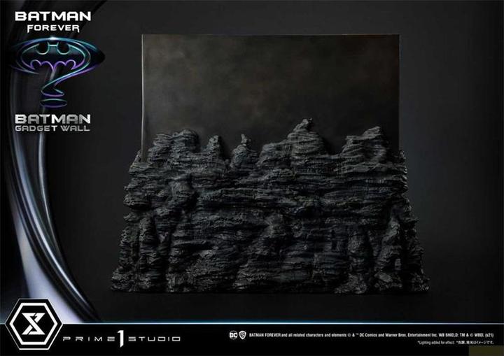 Produktbild Prime 1 Studio Batman Forever Museum Masterline Series Diorama 1/3 Batman Gadget Wall 49 cm
