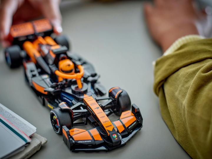 Image du produit LEGO McLaren F1 Team MCL38 Rennauto (77251, LEGO Speed Champions)