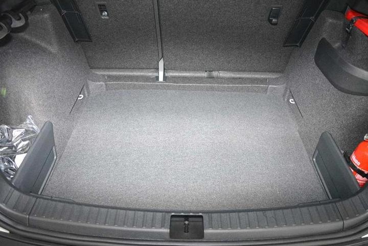 Produktbild Aristar Kofferraumwanne für Skoda Karoq ab 2017 bis heute (vertiefte Ladefläche)